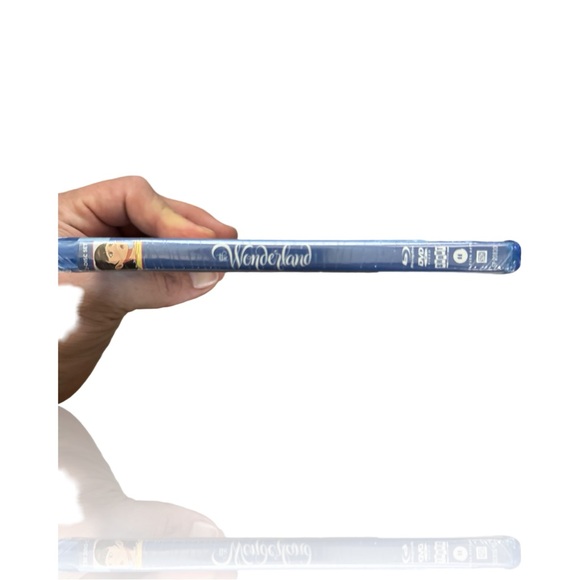 The Wonderland: Anime Movie Collectors Edition by Shout! Factory: Sealed - Picture 3 of 3